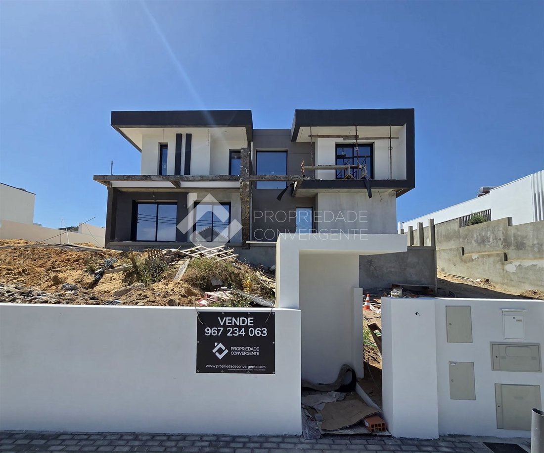 House in Fernao Ferro, Setubal, Portugal 1 - 14650550