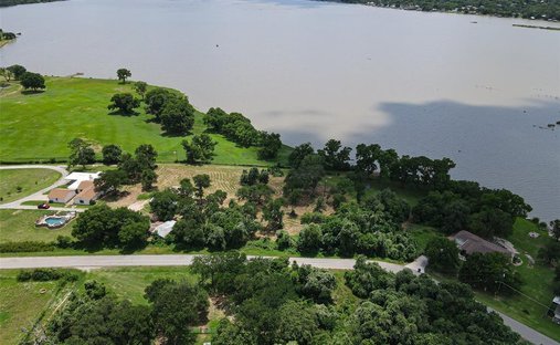 House in Granbury, Texas, United States 1
