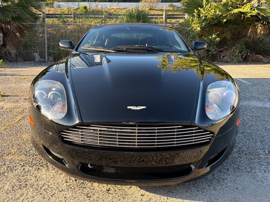 Cabriolet in Los Angeles, CA, United States 1 - 18169141