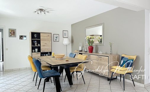 House in Quingey, Bourgogne – Franche-Comté, France 1