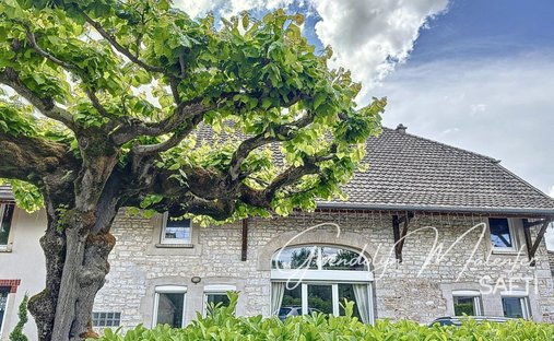 House in Arc-et-Senans, Bourgogne – Franche-Comté, France 1