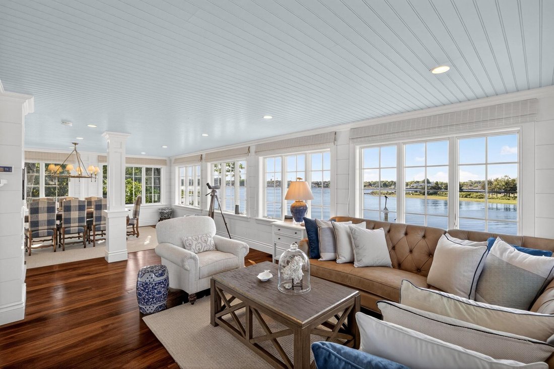 House in Bourne, Massachusetts, United States 4 - 18171446