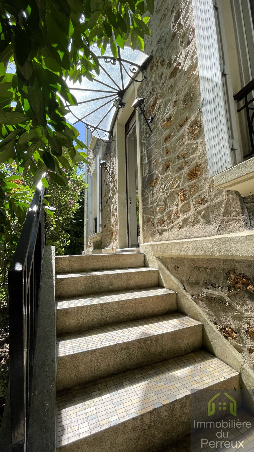 House in Neuilly-Plaisance, Ile-de-France, France 4 - 18167417