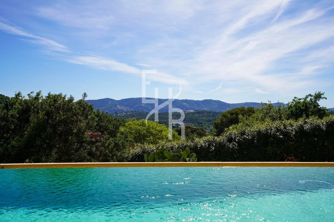 House in Mougins, Provence-Alpes-Côte d'Azur, France 3 - 17851744