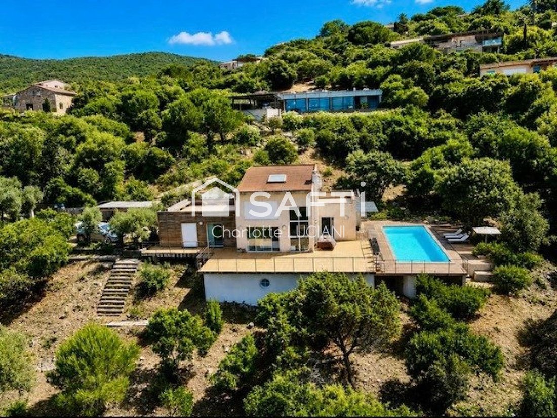 House in Belvedere-Campomoro, Corsica, France 3 - 18100257