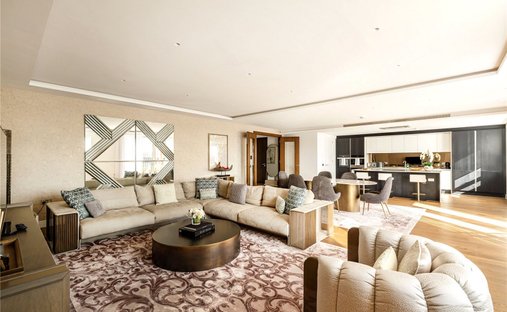 Apartment in Hyde Park, Westminster, England 1