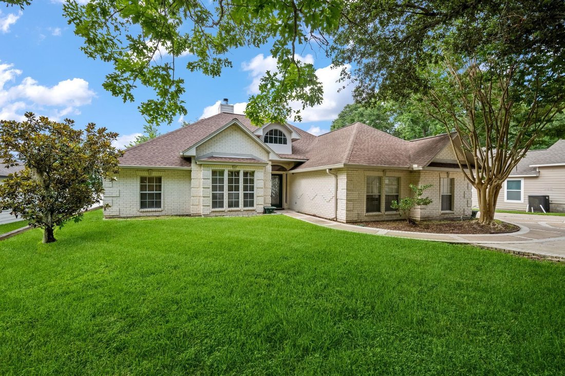 House in Coldspring, Texas, United States 3 - 18167466