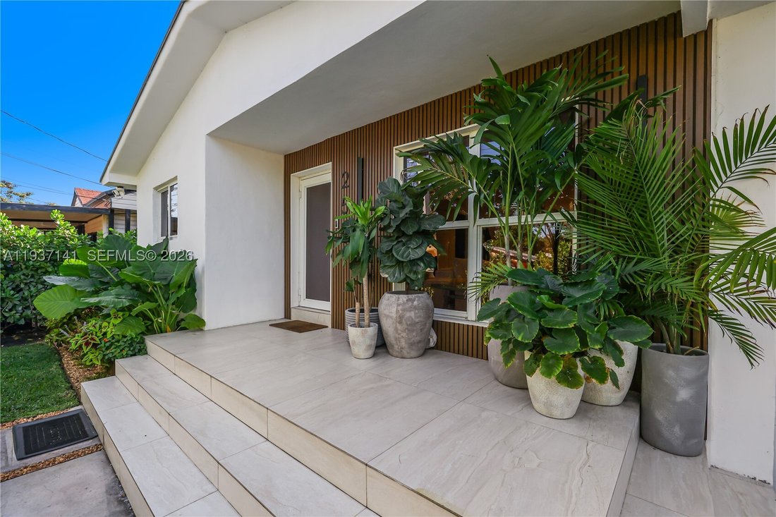 House in Miami, Florida, United States 1 - 16869529