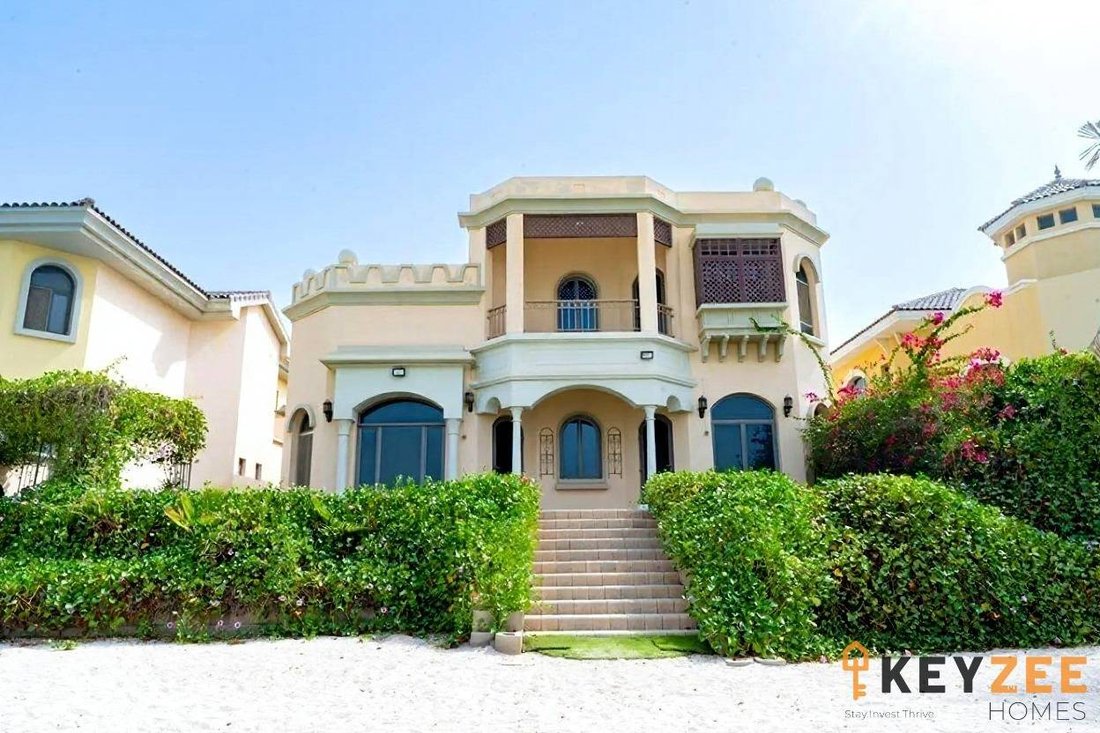 Villa in Palm Jumeirah, Dubai, United Arab Emirates 1 - 18165211