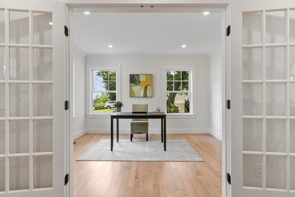 House in Waltham, Massachusetts, United States 3 - 18168383