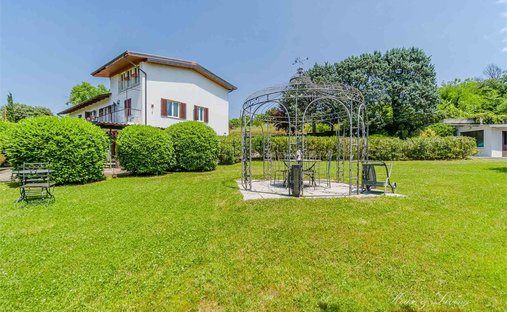 Villa in Trofarello, Piedmont, Italy 1