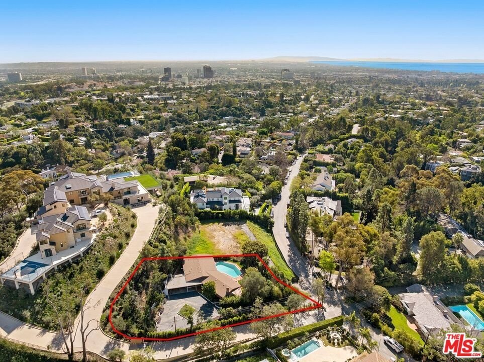 House in Los Angeles, California, United States 4 - 18164971
