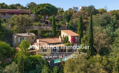 Villa in Sud Ouest, Bormes-les-Mimosas, France 1
