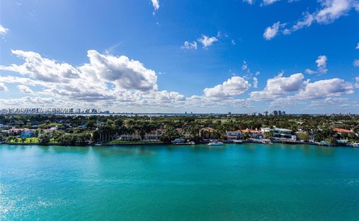 Condo in Miami Beach, Florida, United States 1
