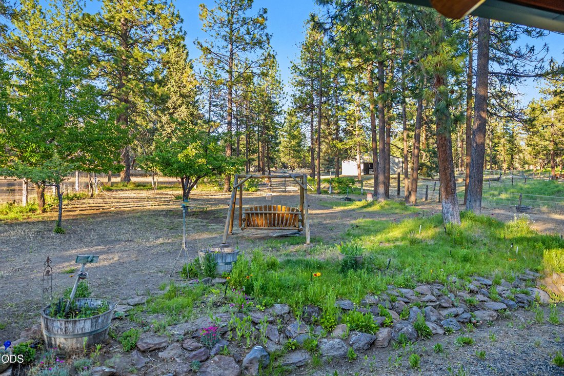 House in Bonanza, Oregon, United States 3 - 18166761