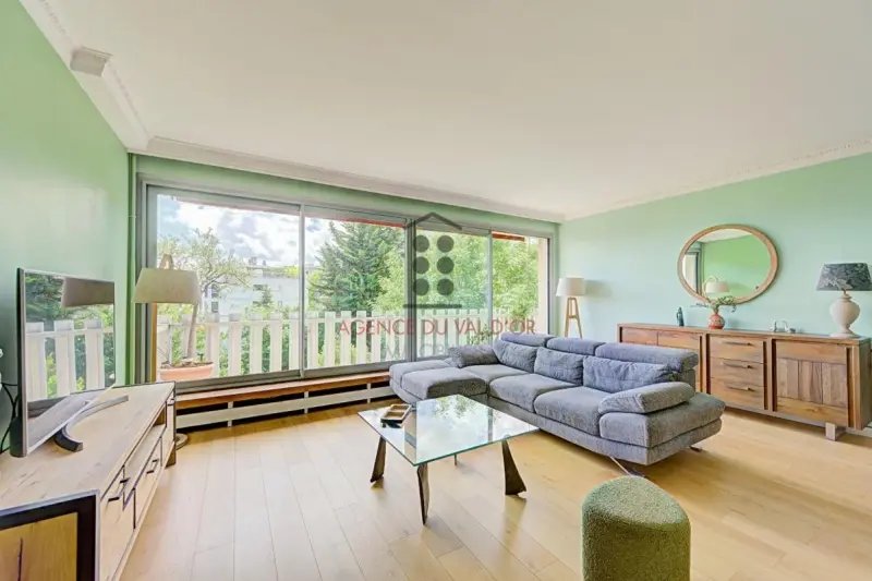Apartment in Saint-Cloud, Ile-de-France, France 1 - 18168787