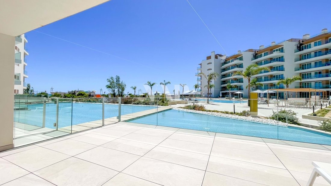 Apartment in Quarteira, Algarve, Portugal 1 - 18166400