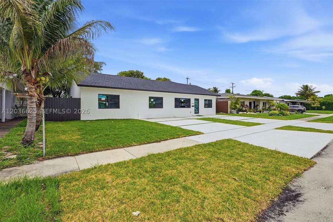 House in North Miami Beach, Florida, United States 4 - 18167016
