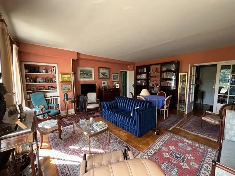 Apartment in Saint-Cloud, Ile-de-France, France 4 - 18168782