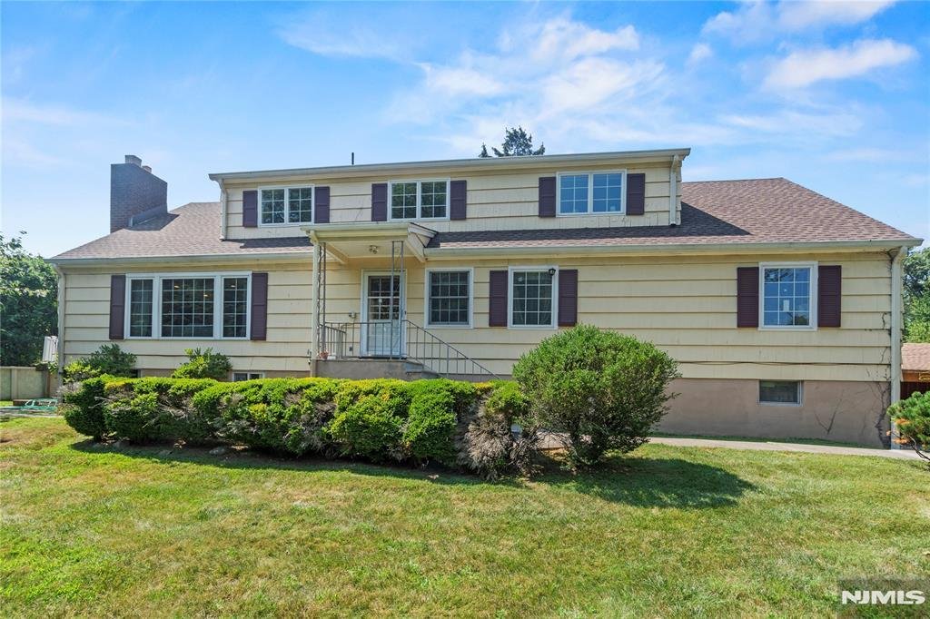 House in Saddle River, New Jersey, United States 2 - 18169973