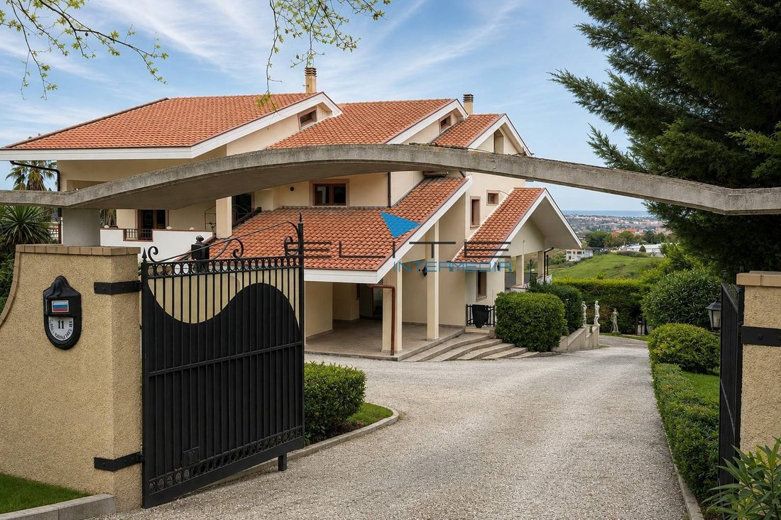 Villa in Cappelle sul Tavo, Abruzzo, Italy 2 - 17065182