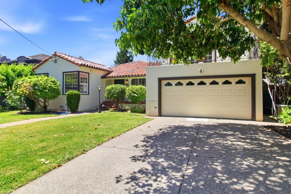 House in San Mateo, California, United States 1 - 18170683