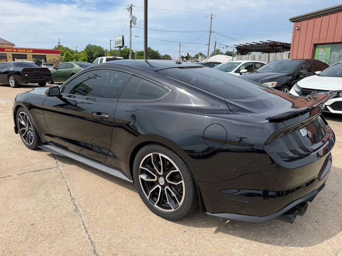 Coupe in Fayetteville, AR, United States 4 - 18170339