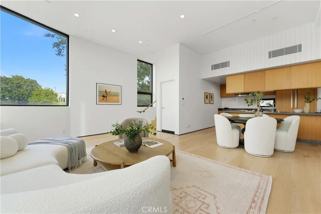 Condo in Los Angeles, California, United States 5 - 17621626