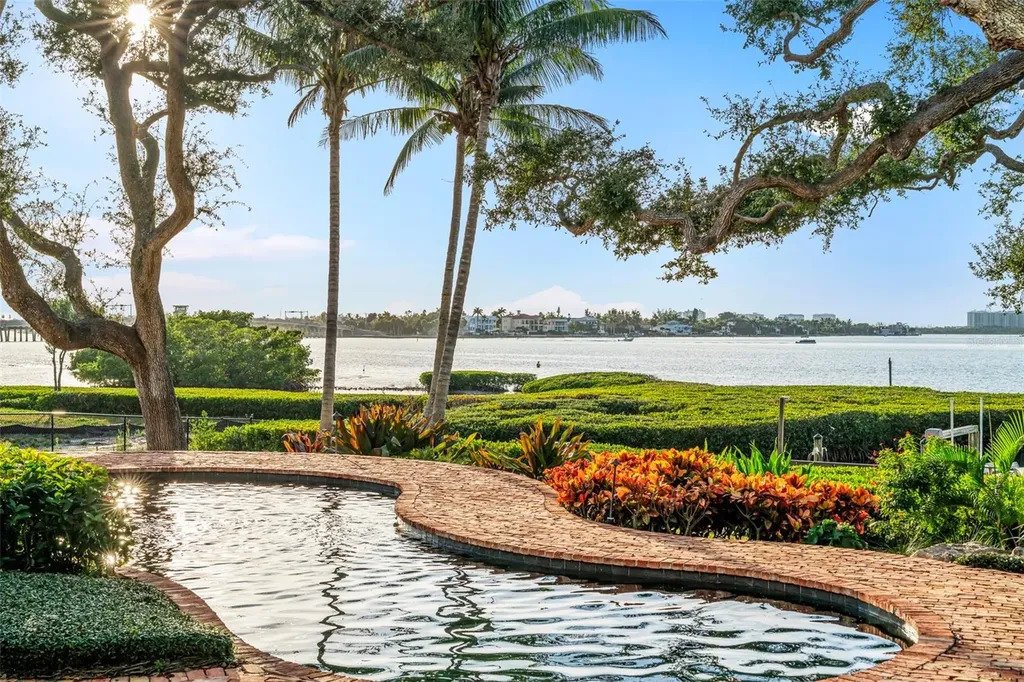 House in Sarasota, Florida, United States 4 - 18168236