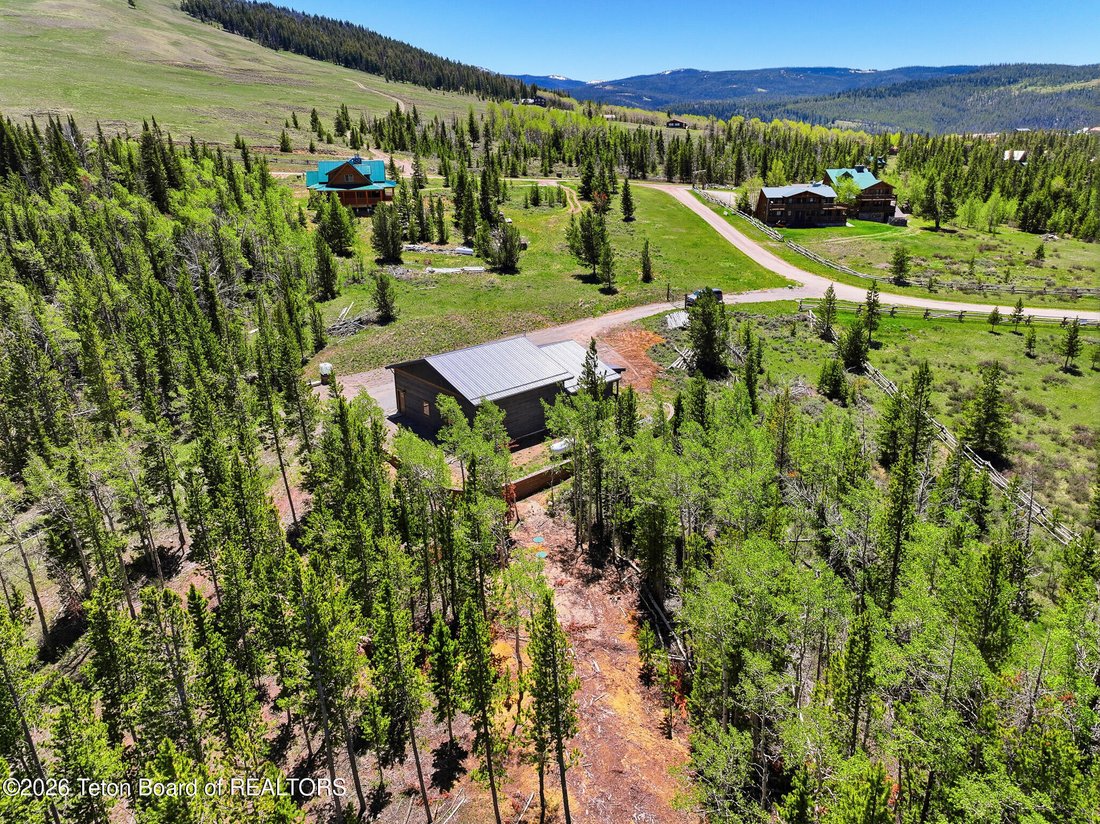 House in Dubois, Wyoming, United States 4 - 18171168