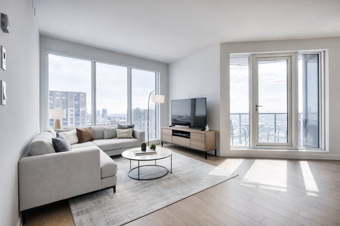 Condo in Montreal, Quebec, Canada 1 - 16920582
