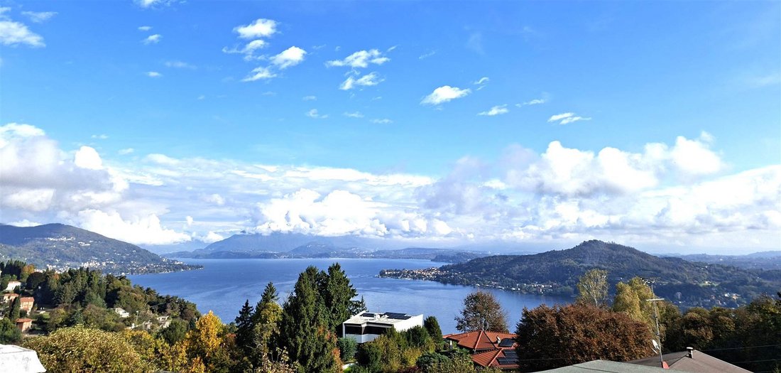 Villa in Arona, Piedmont, Italy 2 - 18171161