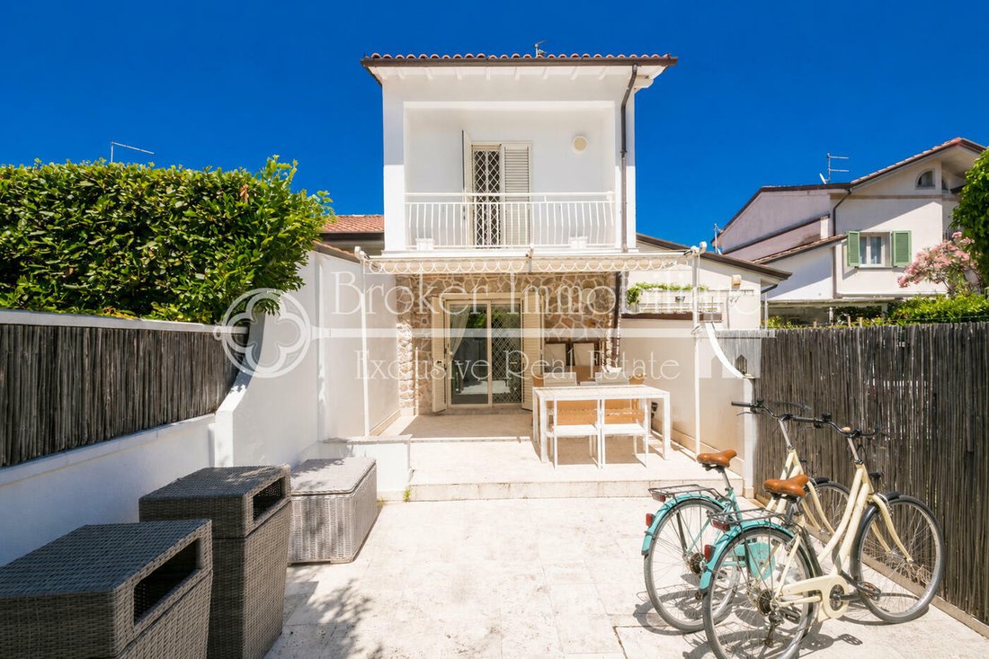 Villa in Center, Forte dei Marmi, Tuscany 1 - 18168906
