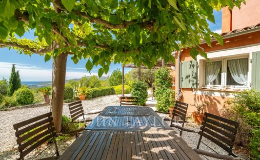 Casa a Periferia, Cassis, Francia 1