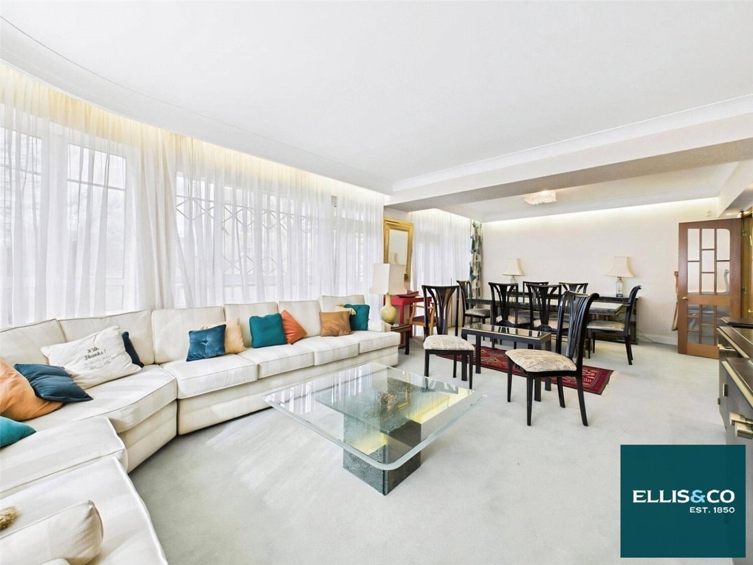 Apartment in Temple Fortune, Barnet, England 2 - 18168582
