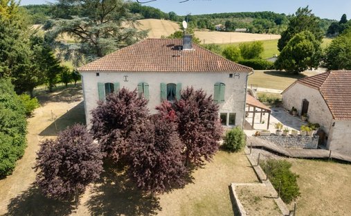 House in Lauzerte, Occitania, France 1
