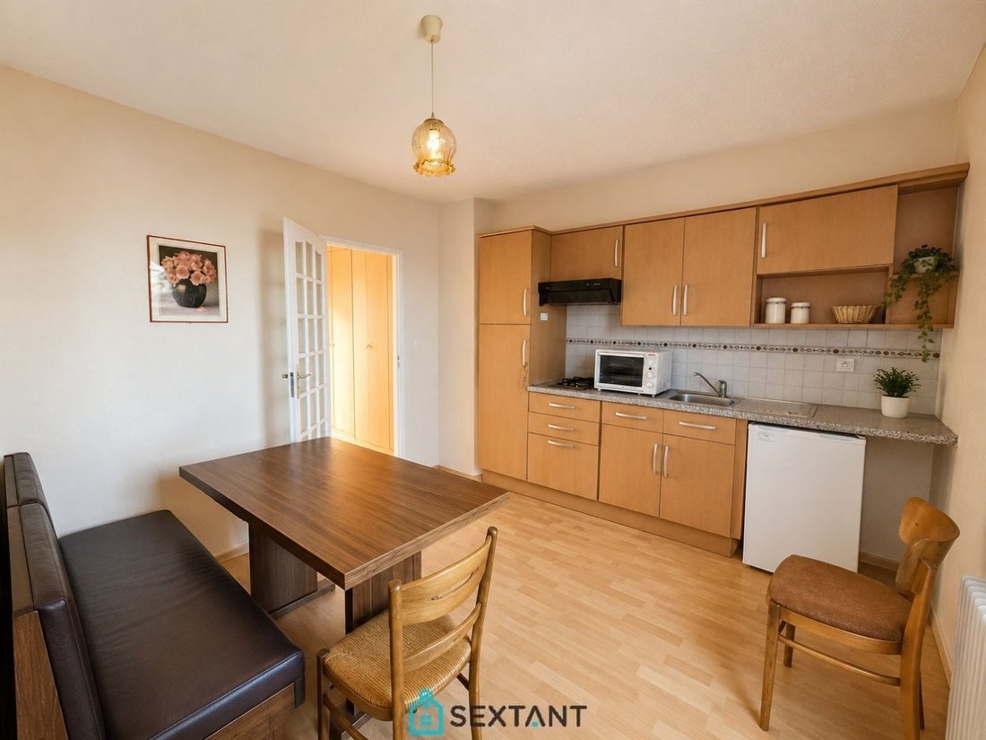 Townhouse in Divonne-les-Bains, Auvergne-Rhône-Alpes, France 4 - 18170998