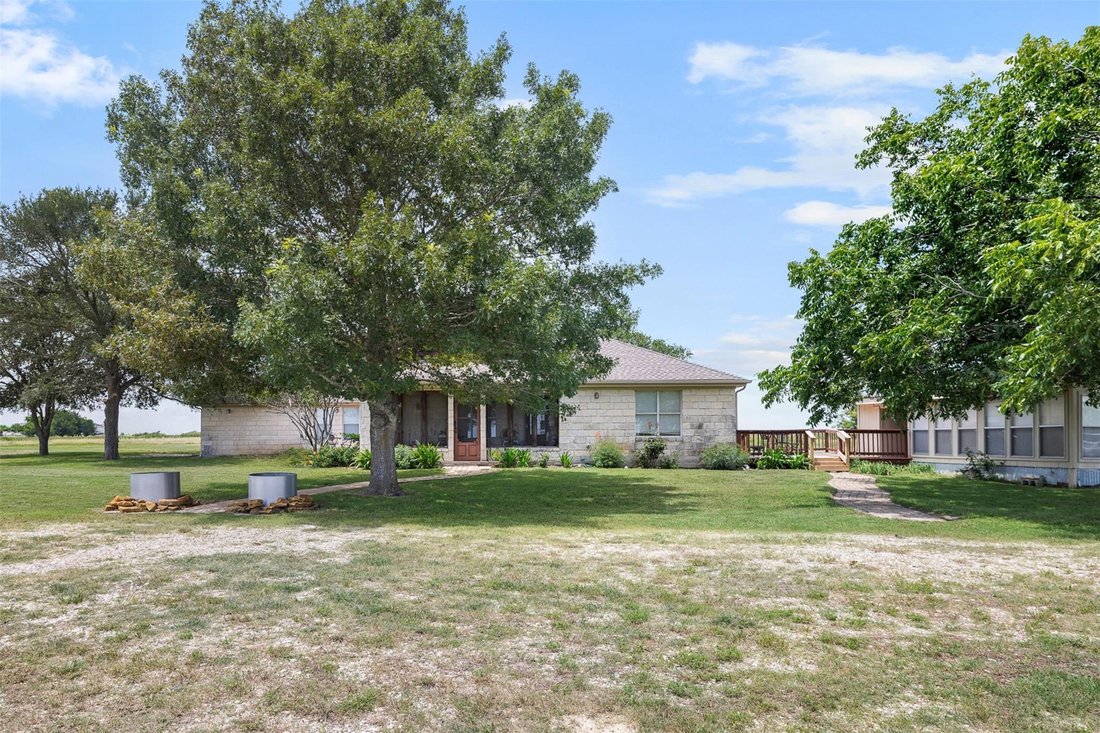 House in Beyersville, Texas, United States 2 - 18168625