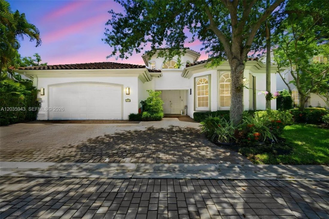 House in Hollywood, Florida, United States 3 - 18168221