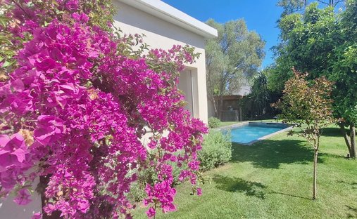 Villa in Hippodrome-Kennedy, Cagnes-sur-Mer, France 1