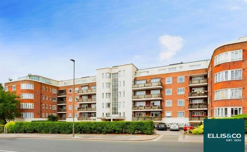Apartment in Temple Fortune, Barnet, England 1
