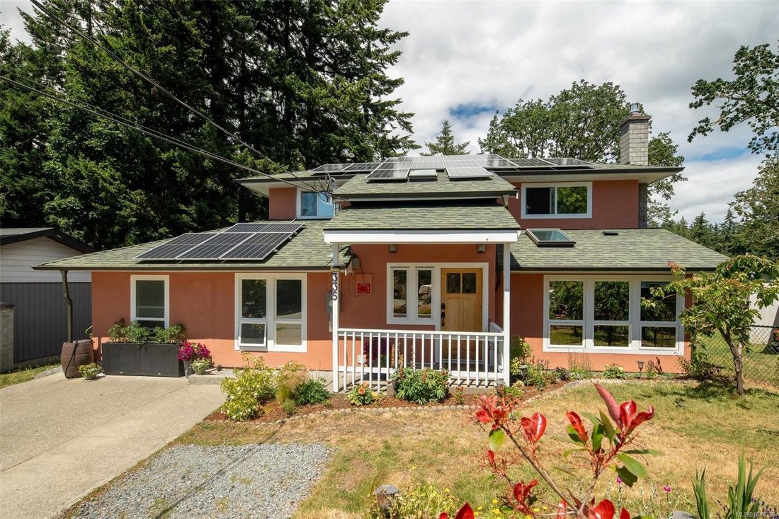House in View Royal, British Columbia, Canada 2 - 18171175