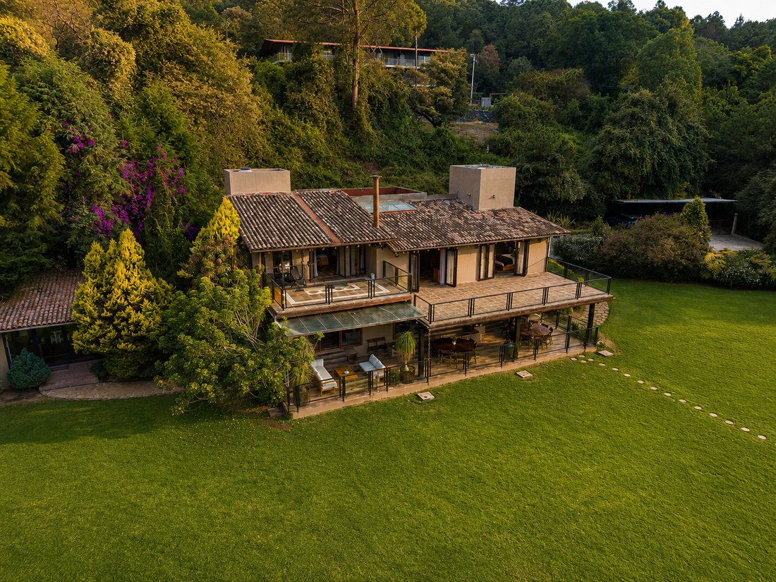 Villa in Valle de Bravo, State of Mexico, Mexico 2 - 18133997