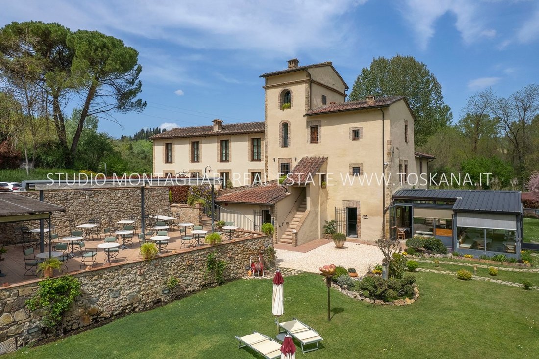 Villa in San Gimignano, Tuscany, Italy 4 - 18174707