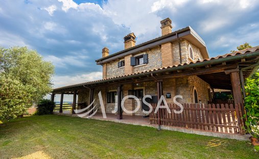 Villa in Fiano Romano, Lazio, Italy 1