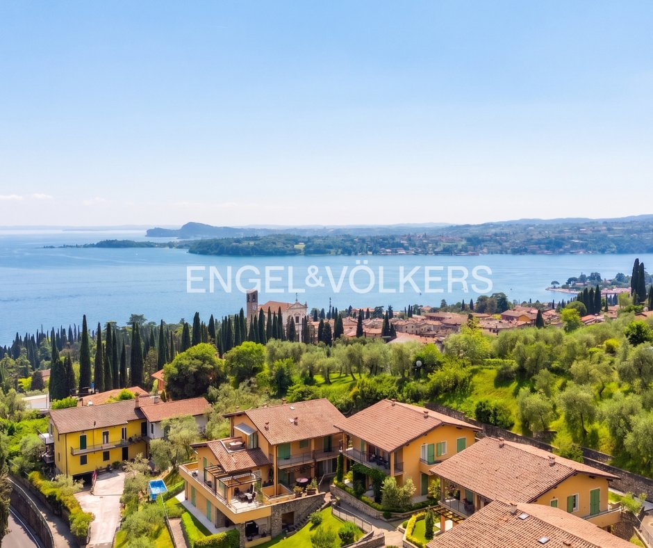 Villa in Gardone Riviera, Lombardy, Italy 4 - 18172217