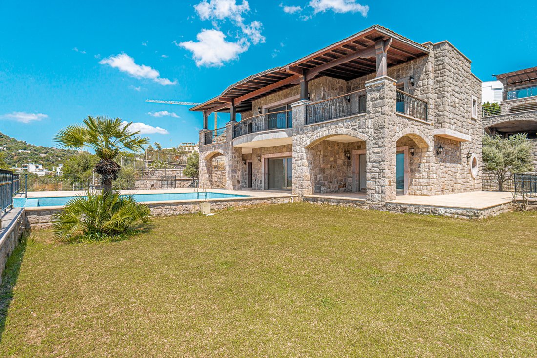 Villa in Yalıkavak, Muğla, Turkey 1 - 18174944