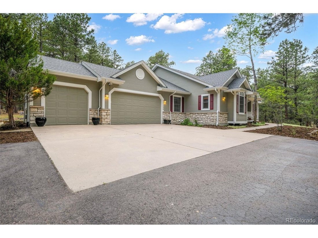 House in Colorado Springs, Colorado, United States 2 - 18172821