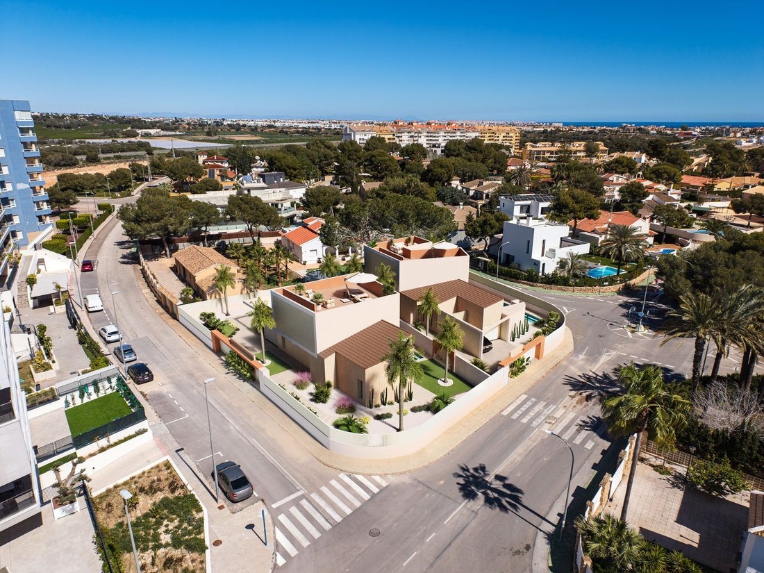 Villa in Dehesa de Campoamor, Orihuela, Valencian Community 3 - 18172222