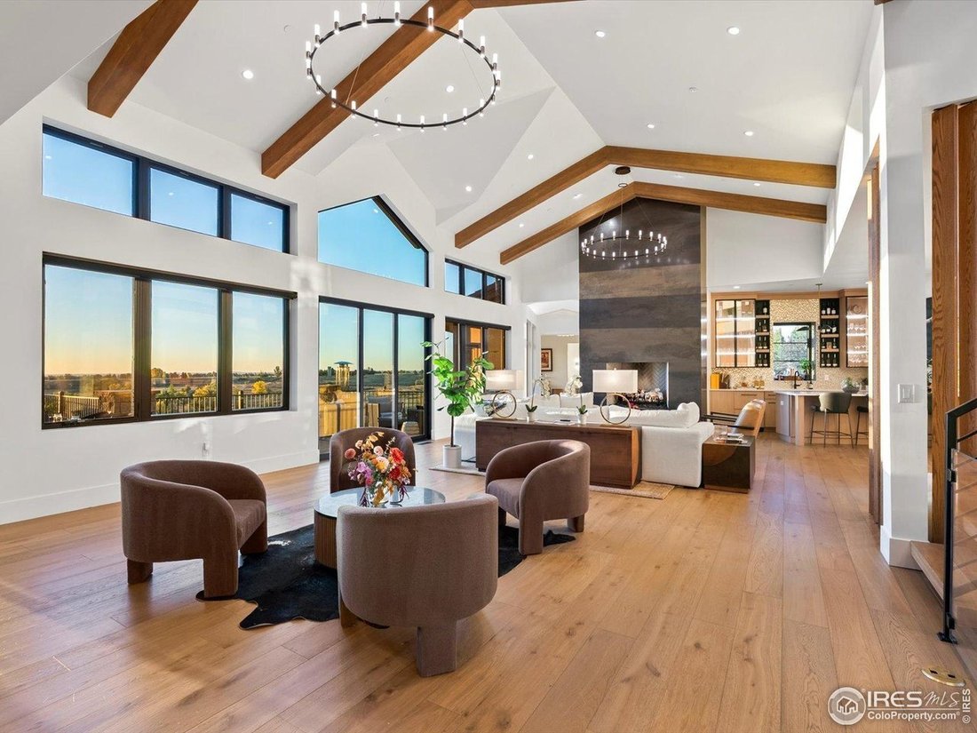 Longmont, Colorado, United States 3 - 18174672